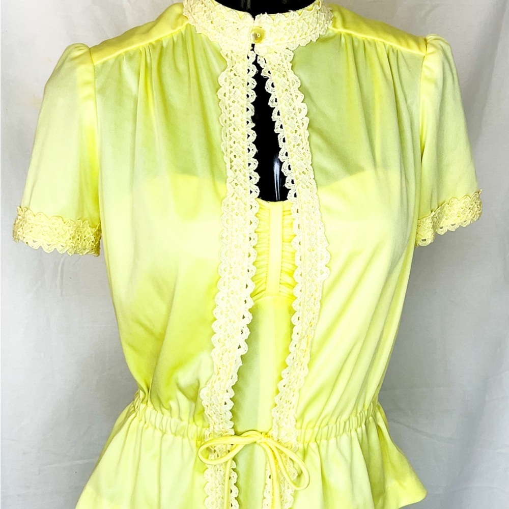 Retro Vintage Elegant Butter Yellow Lace Trim Dress Set - Picture 3 of 16